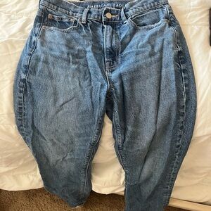 American Eagle Outfitters Women's Classic Straight Leg Jeans